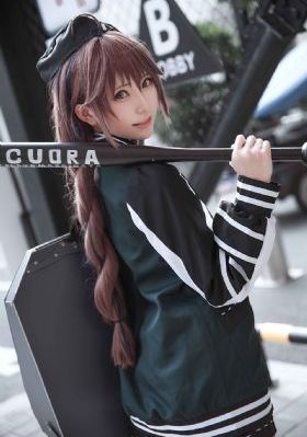 年轻的女老师2_超清手机在线观看